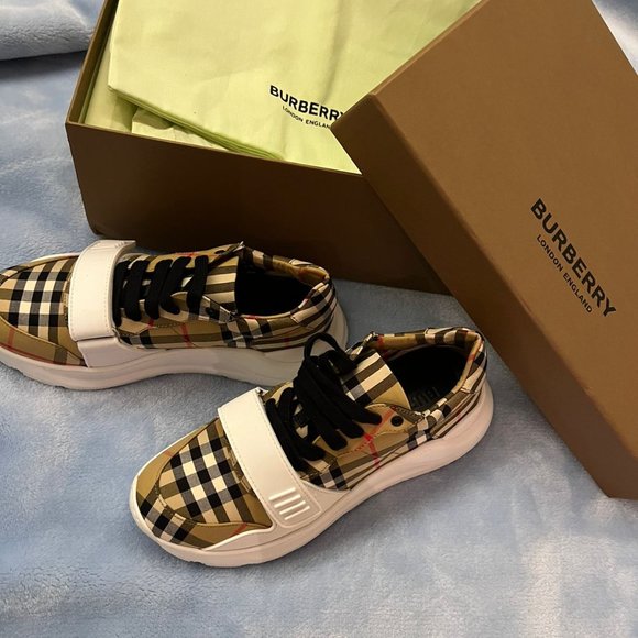 BURBERRY RUNAWAY EXTENTIONS REGIS L LOWSNEAKERSVINTAGE CHECK - Picture 7 of 8